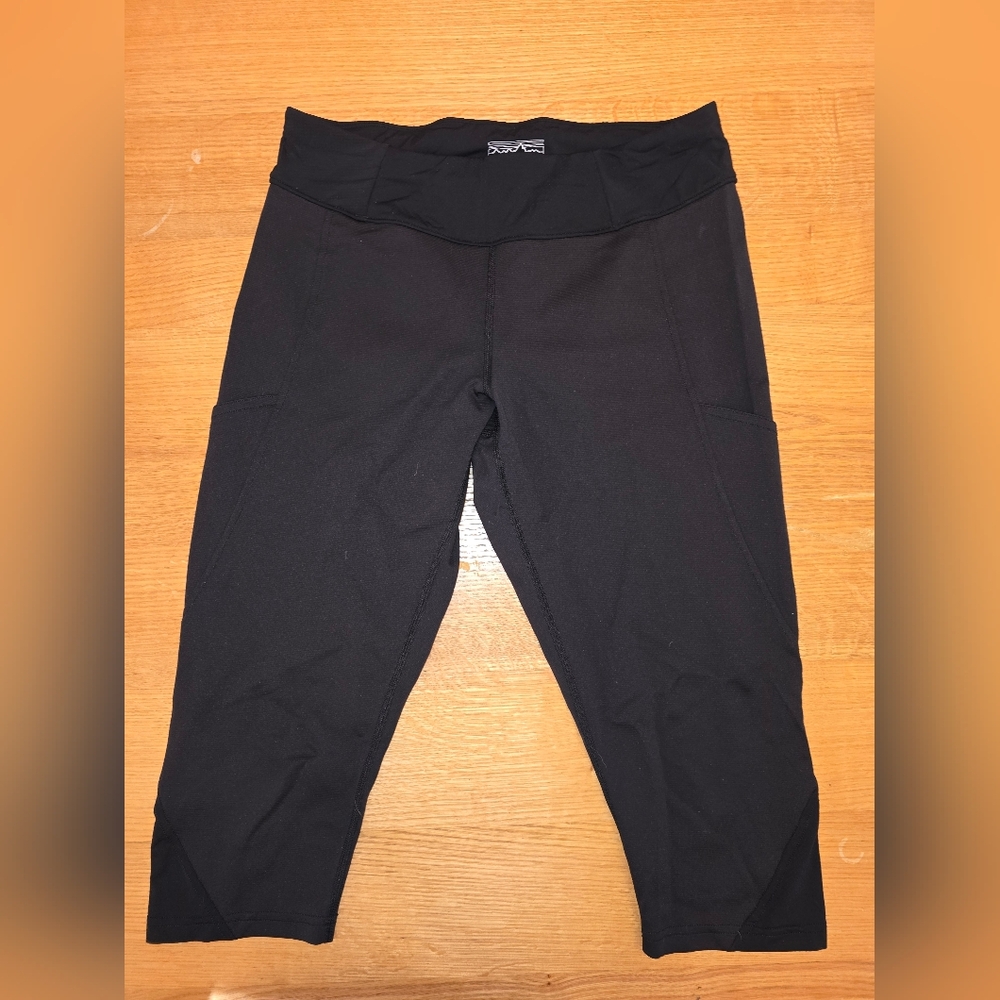Patagonia Womens Knee Length Hiking Pants.